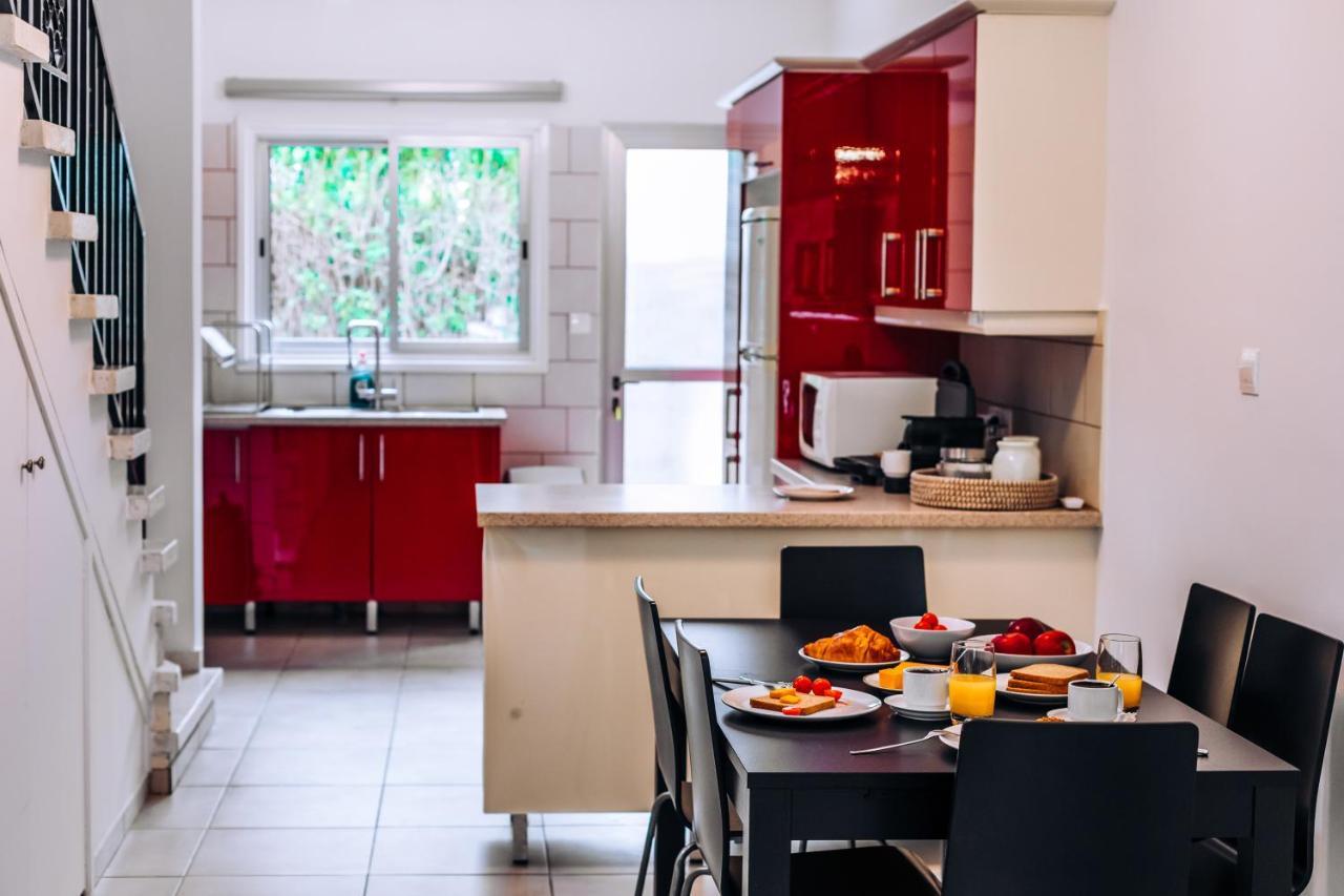 Minimal Townhouse Center Paphos Villa Exterior foto
