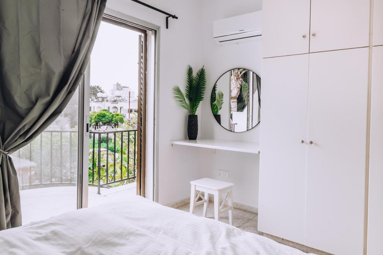 Minimal Townhouse Center Paphos Villa Exterior foto